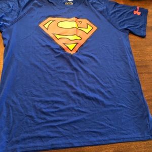 Men’s undersrmour super hero shirts
